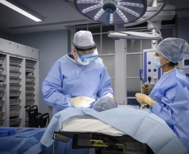maxillofacial surgeons in theatre